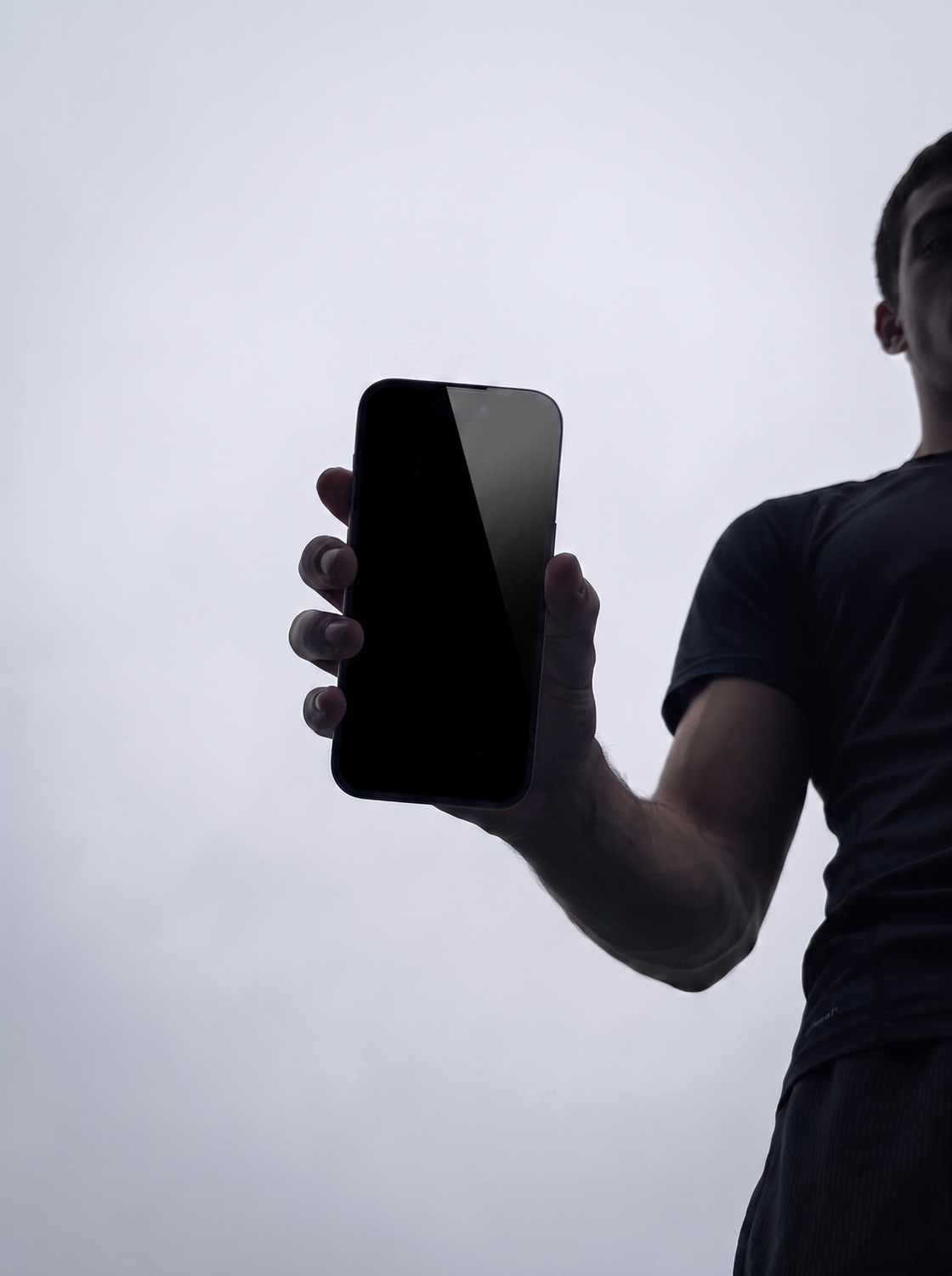 PadelSmart App in der Hand